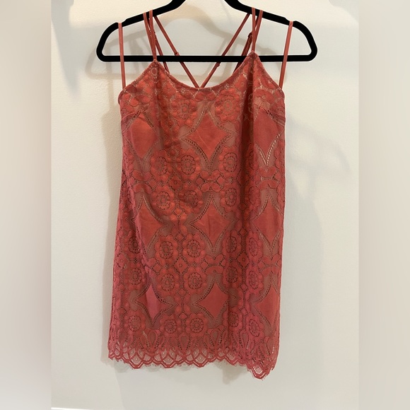 Love Fire Burnt Red Women’s Lace Dress - Picture 2 of 4